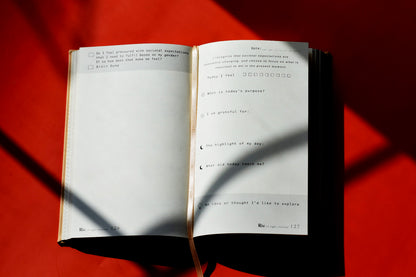Rhé of Light Journal